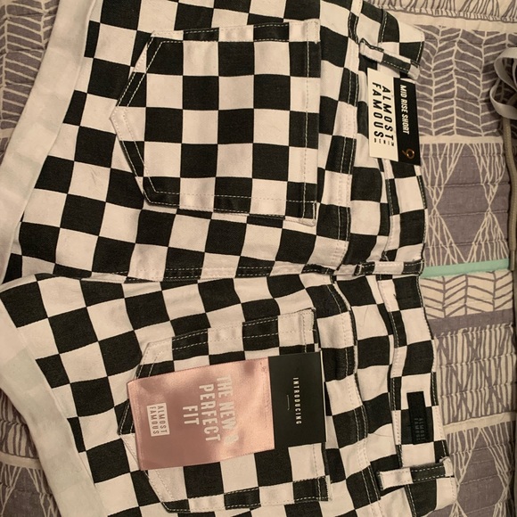 NWT black and white checkered shorts - Picture 3 of 3